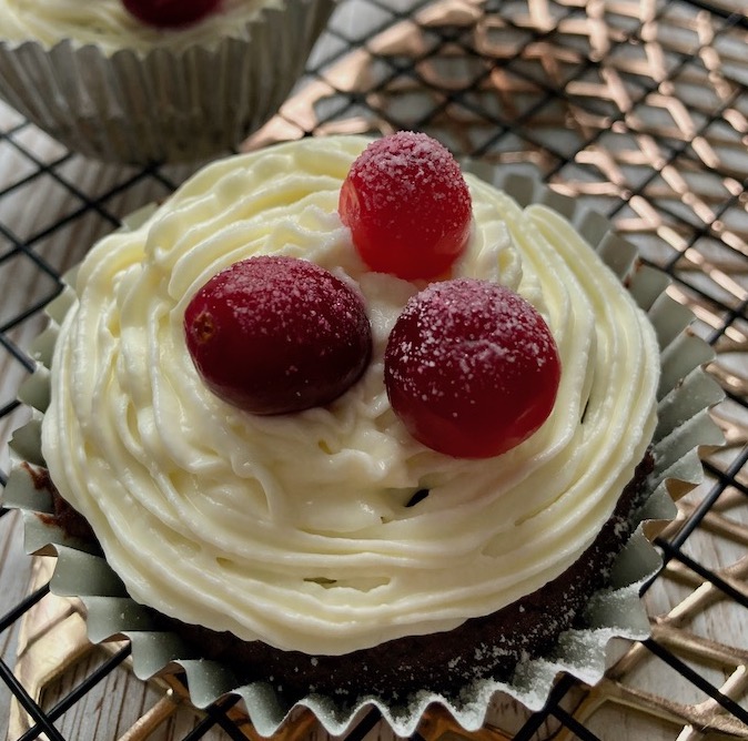 Keto Cranberry Cupcakes with cheese frosting