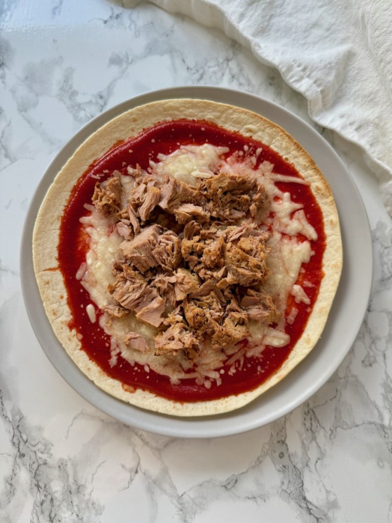 10-Minute Tuna Protein Pizza