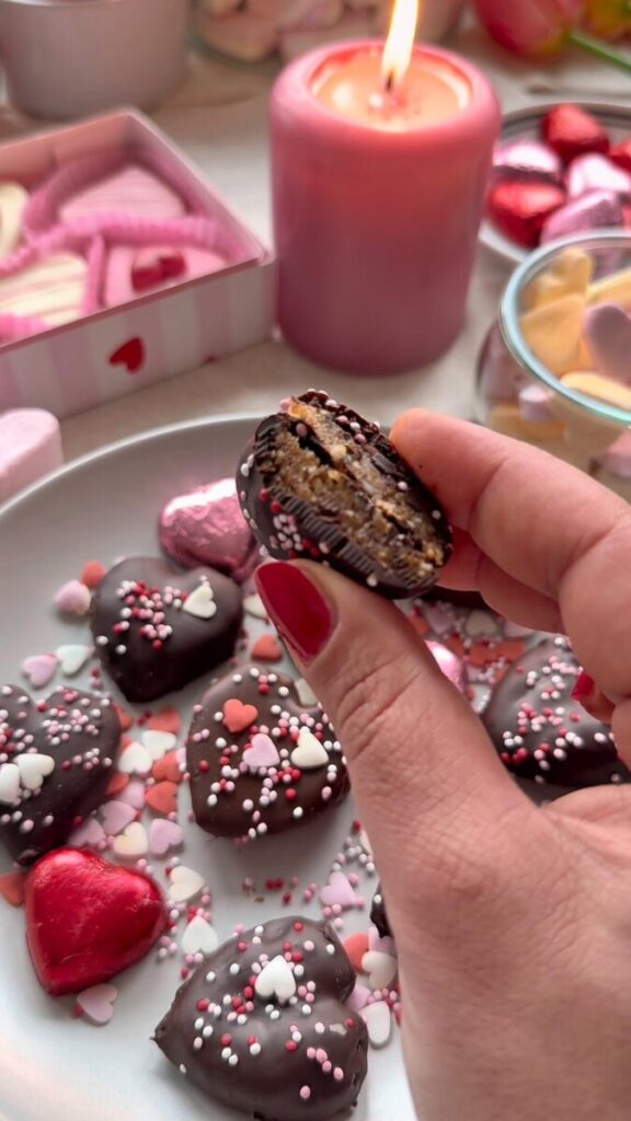 Chocolate dates hearts